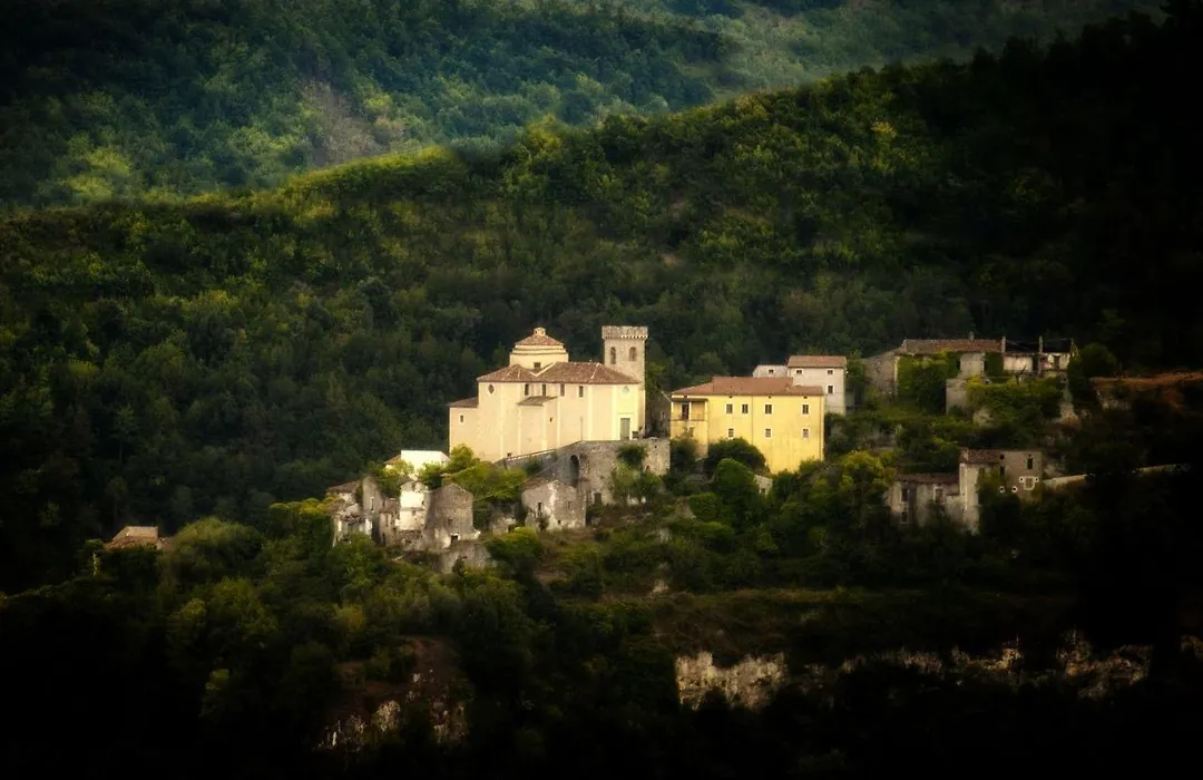 Lavinium Albergo Diffuso-1